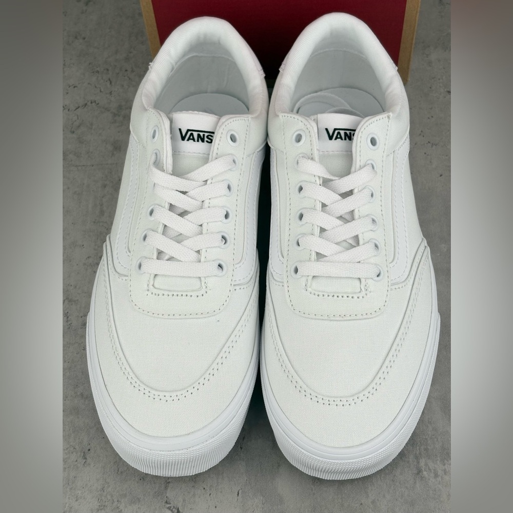 Vans women’s Brooklyn Ls Canvas Trainers All White New In Box Size 10.5 - Picture 3 of 5
